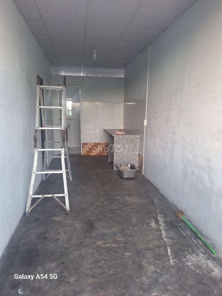 2 CĂN MỚI XÂY LIỀN KỀ HXH DTSD 88M² 2PN BẾP WC SẠCH ĐẸP SÂN CỔNG RỘNG 