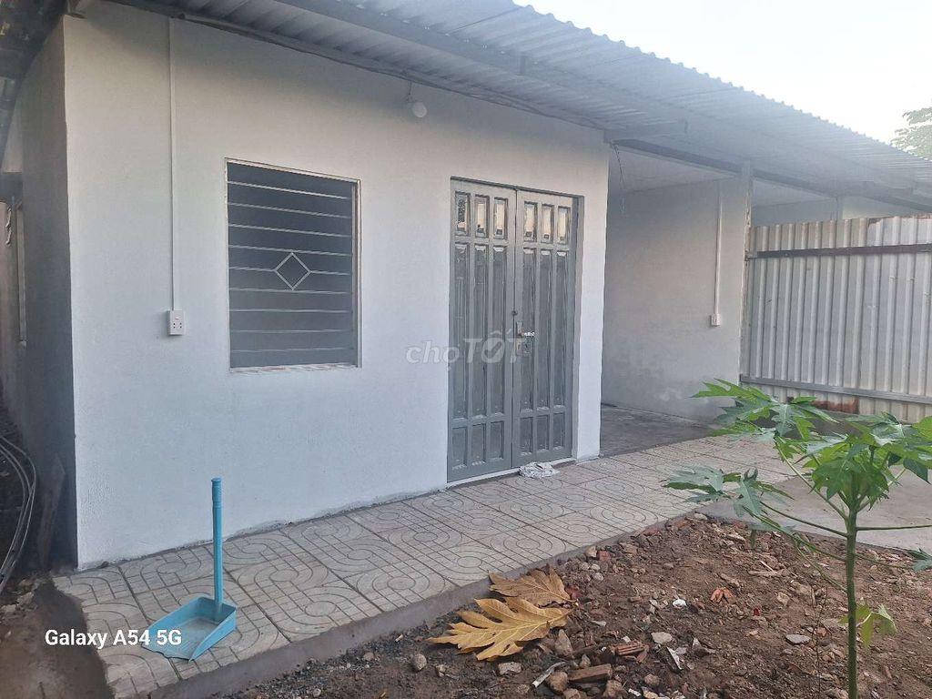2 CĂN MỚI XÂY LIỀN KỀ HXH DTSD 88M² 2PN BẾP WC SẠCH ĐẸP SÂN CỔNG RỘNG 