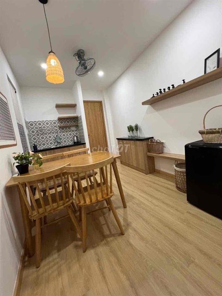Cho Thuê CHMN 25m2 Full Nội Thất Mặt Tiền- Số 77 Tân Cảng, P. 25, Bình