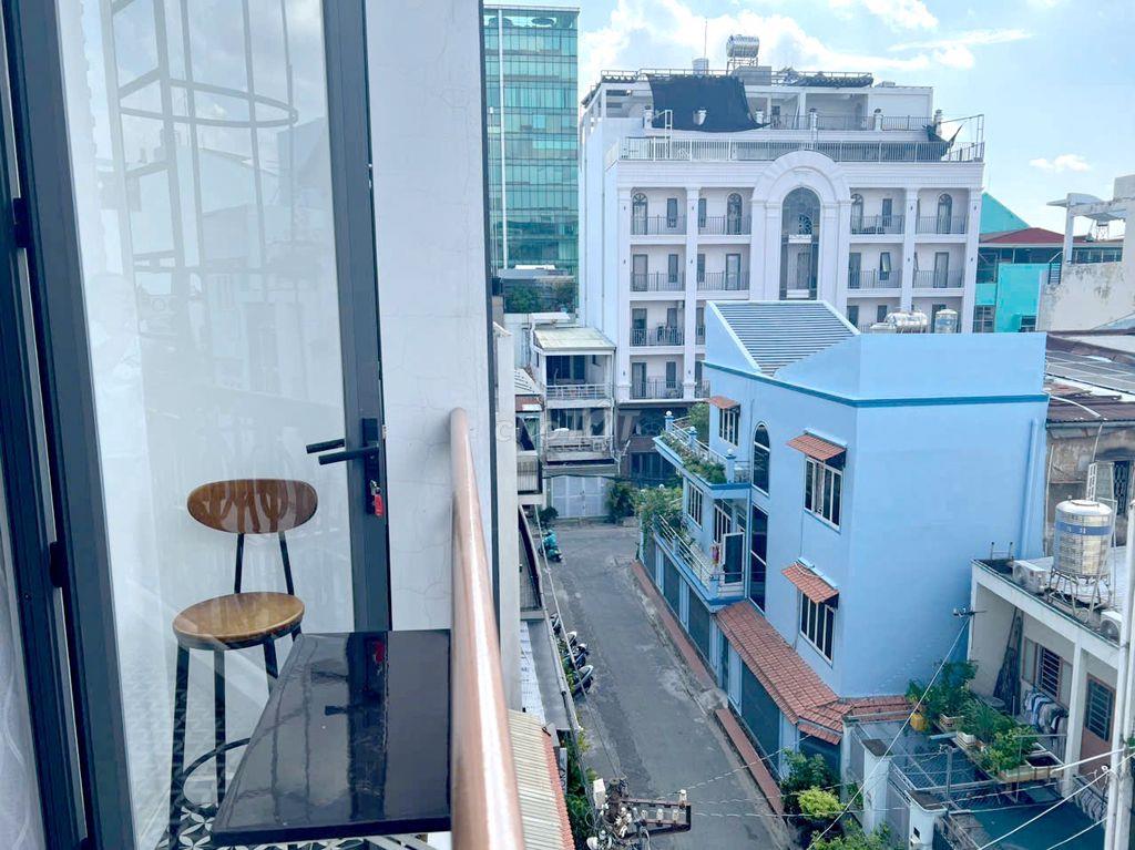 STUDIO FULL NỘI THẤT – BAN CÔNG RIÊNG – GẦN HÀNG XANH