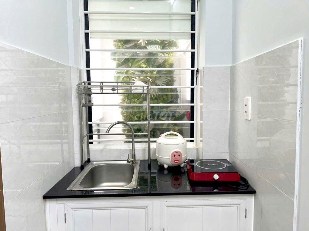 PHÒNG FULL NỘI THẤT – BẾP RIÊNG – GẦN HÀNG XANH – CHỈ 6 TRIỆU