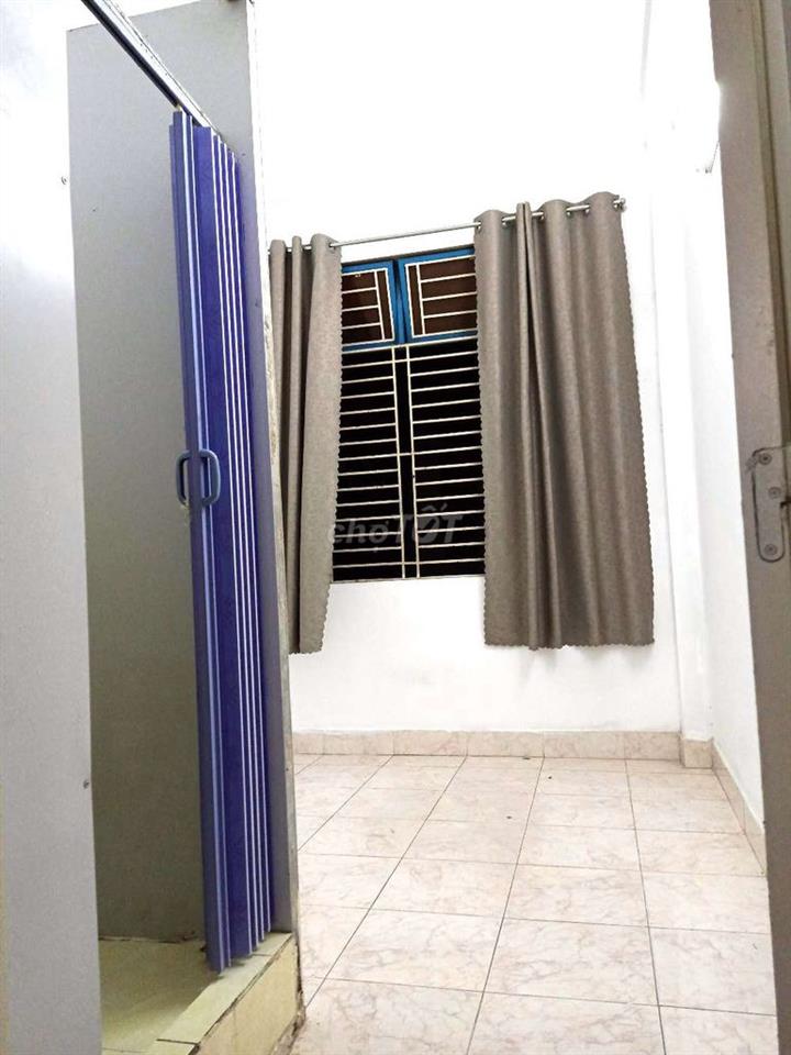 Phòng trọ giá rẻ gần chợ Bà Chiểu