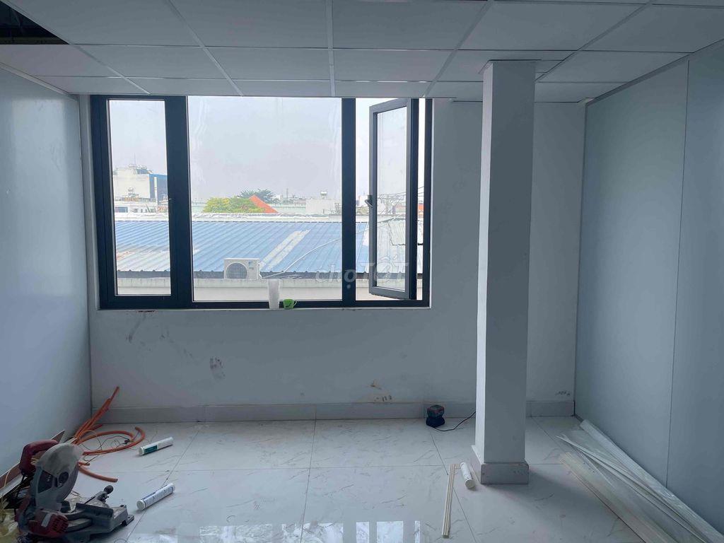 Nhà full cửa sổ, 35p, 35w, phòng to chà bá
