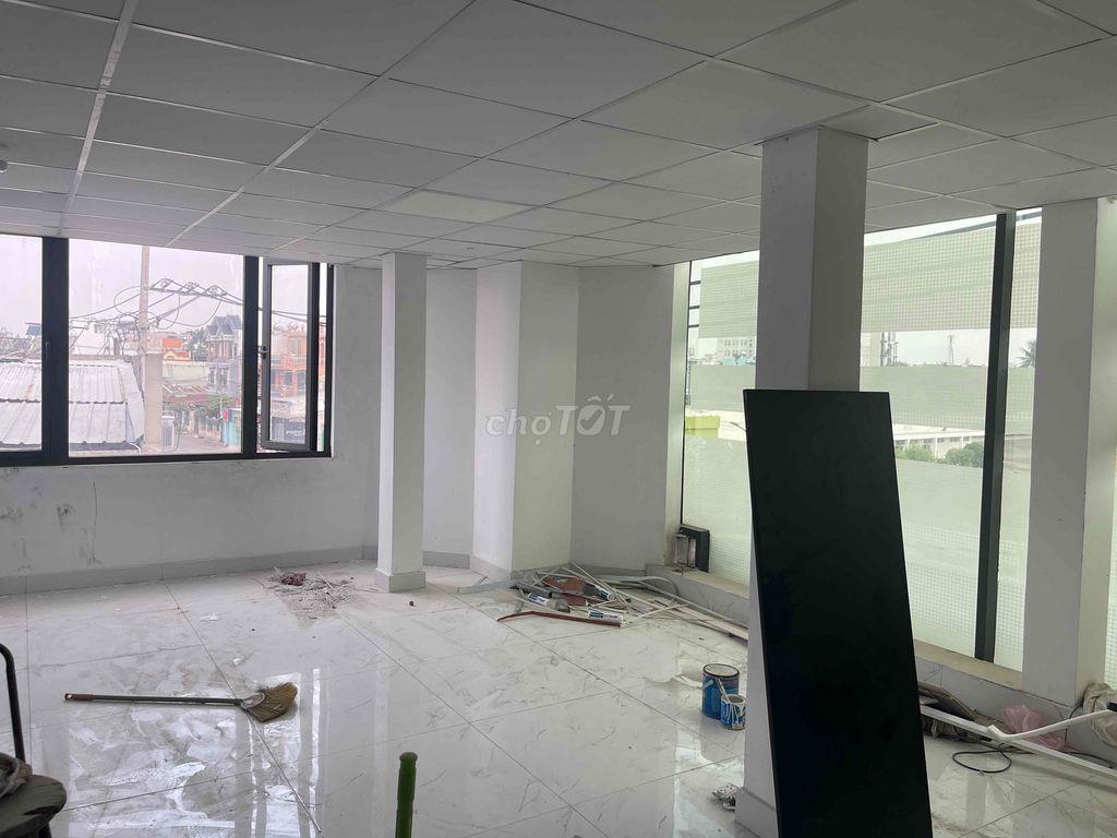 Nhà full cửa sổ, 35p, 35w, phòng to chà bá