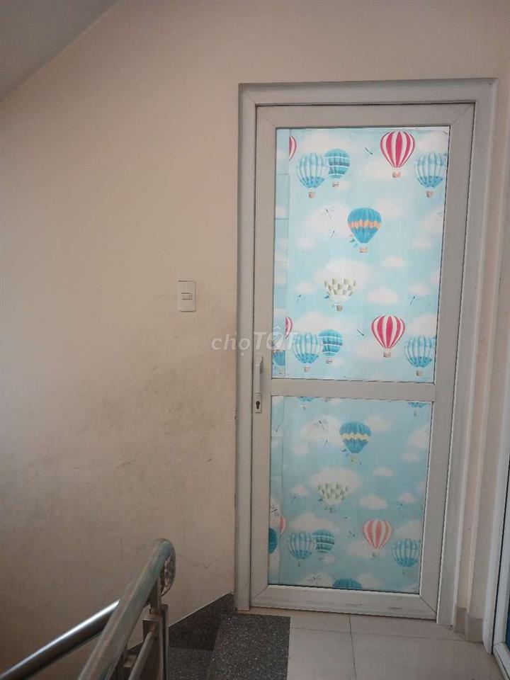 Phòng trọ 12 m2 đường Phan Văn Trị, P.Bình Thạnh