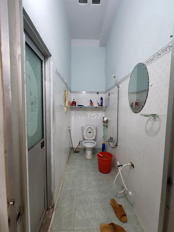 PHÒNG MÁY LẠNH GIỜ GIẤC THOẢI MÁI KHÔNG CHUNG CHỦ