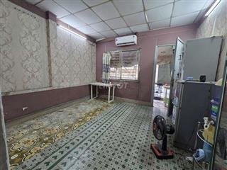 Phòng ban công hẻm oto sát Quận 1,chợ Thị Nghè 