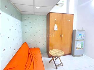 Phòng full nội thất có máy giặt chung