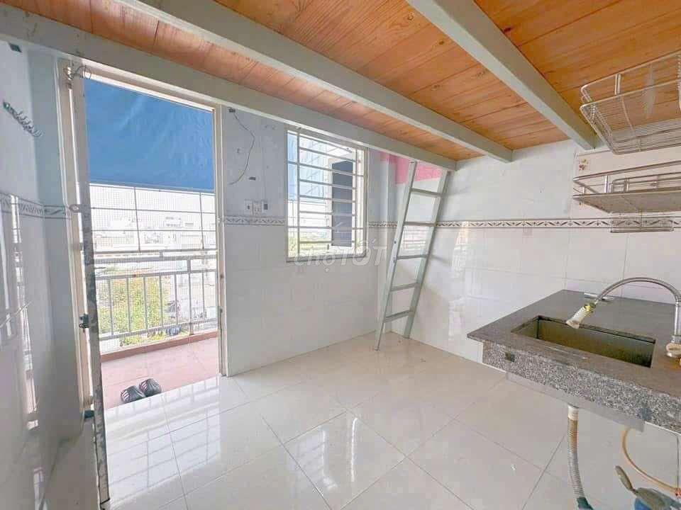 Phòng Lê Đình Cẩn