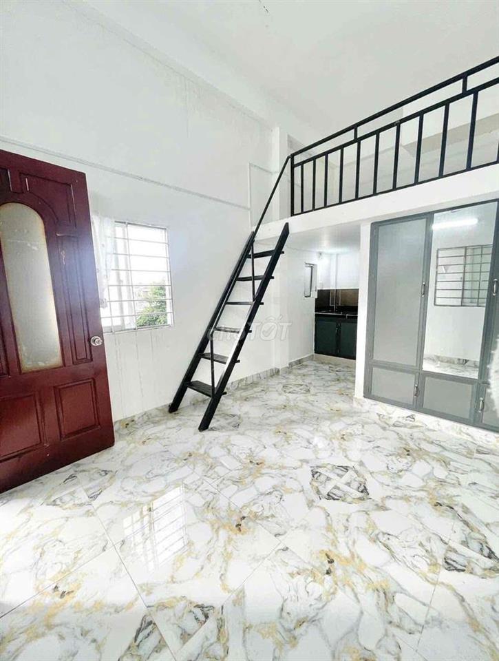 CHO THUÊ PHÒNG TRỌ GIÁ RẺ - SIÊU TO - NGAY SÁT ĐH VĂN LANG