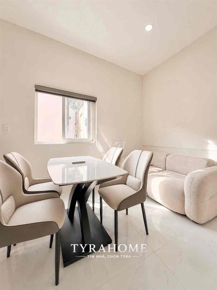 Penthouse 2PN 100m² Bạch Đằng Tân Bình | Ban Công Lớn | Gần Sân Ba
