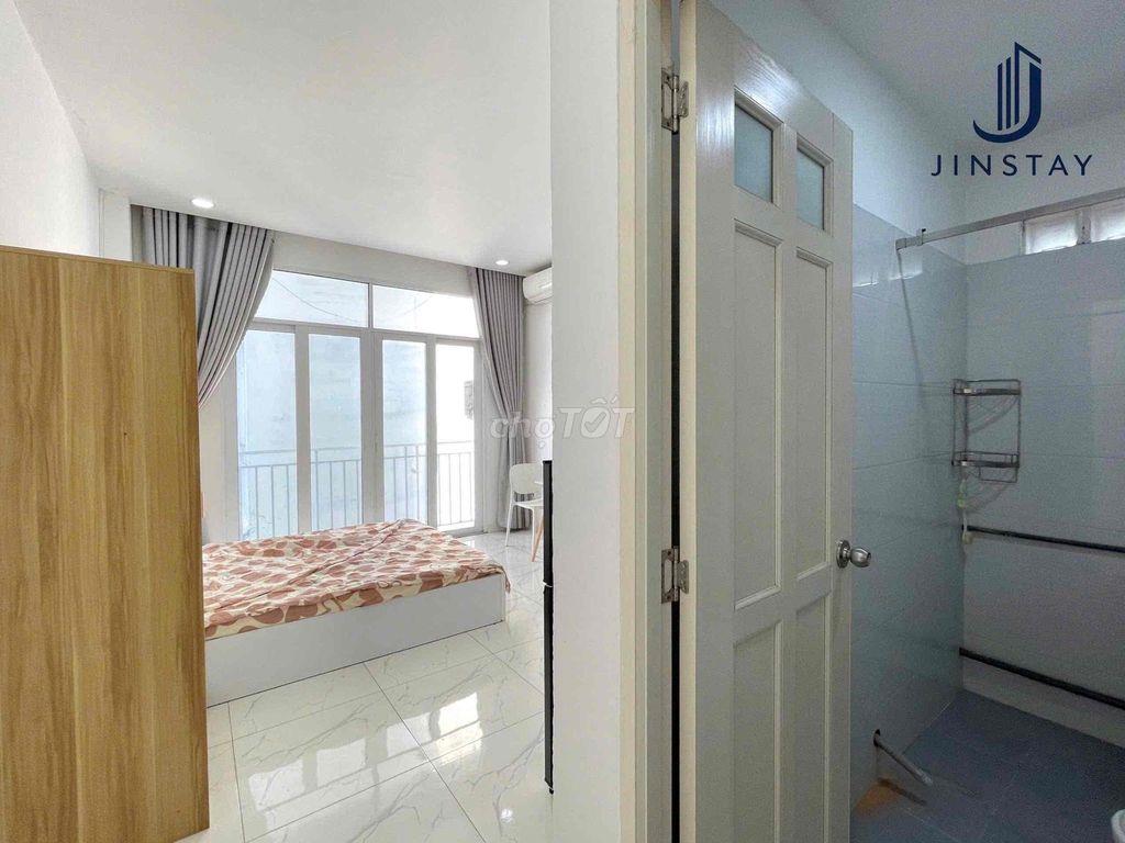 STUDIO BAN CÔNG LỚN MẶT TRƯỚC 🔥 FULL NỘI THẤT MỚI – MÁY GIẶT RIÊNG – T