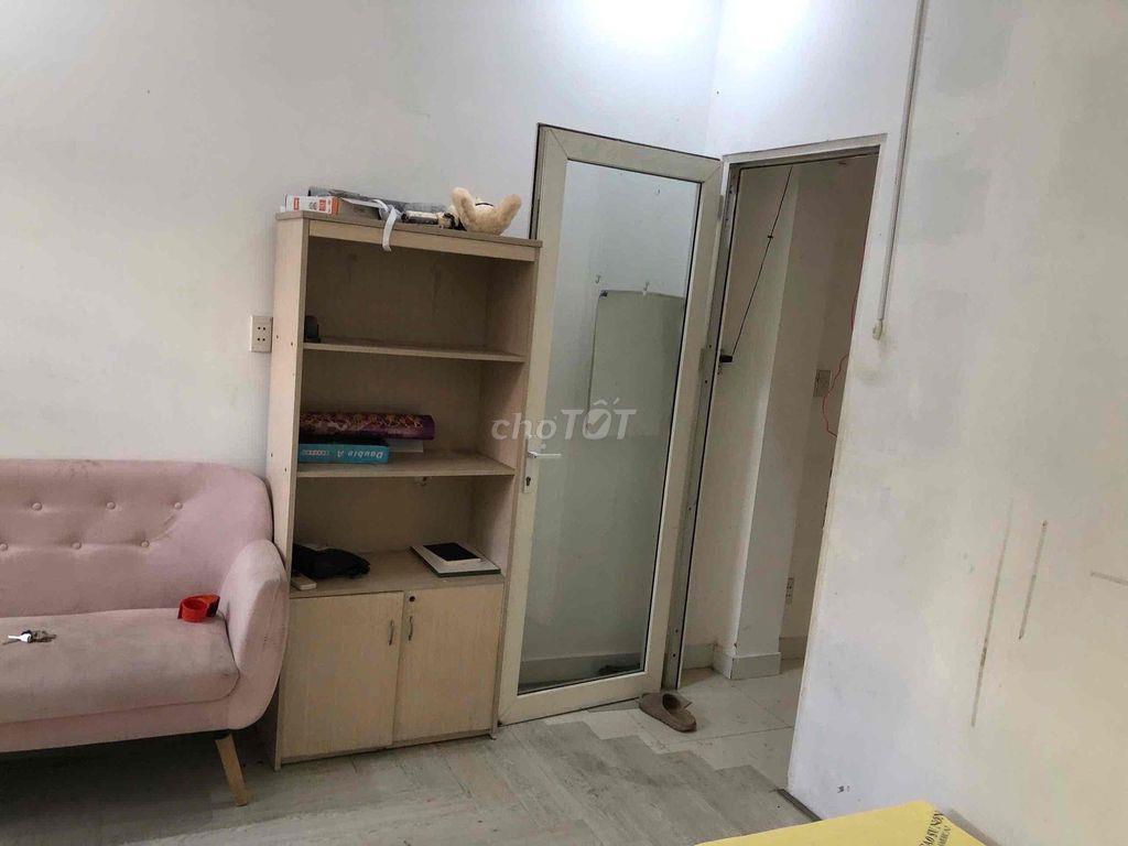 Phòng Trệt Nguyễn Oanh Full Nội Thất Bếp To rộng rãi chỉ 5tr