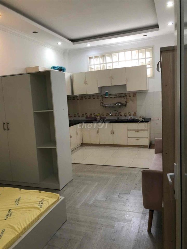 Phòng Trệt Nguyễn Oanh Full Nội Thất Bếp To rộng rãi chỉ 5tr
