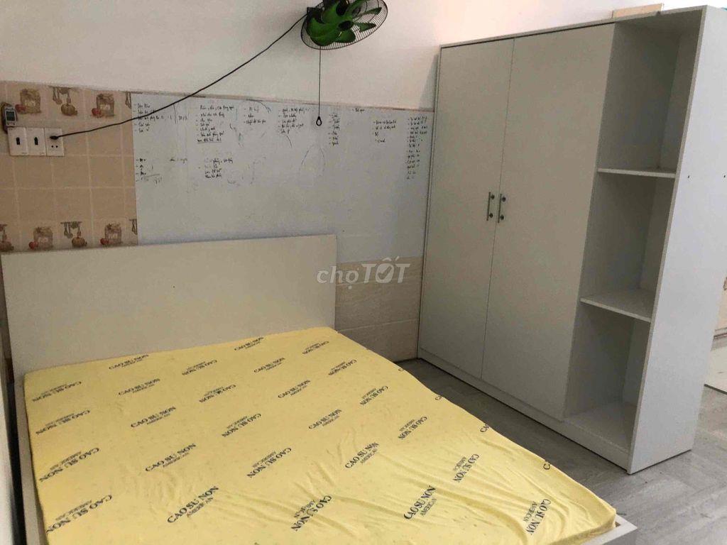 Phòng Trệt Nguyễn Oanh Full Nội Thất Bếp To rộng rãi chỉ 5tr