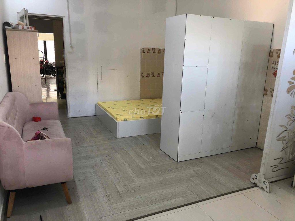 Phòng Trệt Nguyễn Oanh Full Nội Thất Bếp To rộng rãi chỉ 5tr