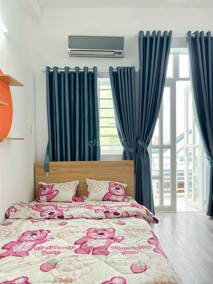 Studio Ban công rộng thoáng ngay gần Q1, PXL giá cực tốt