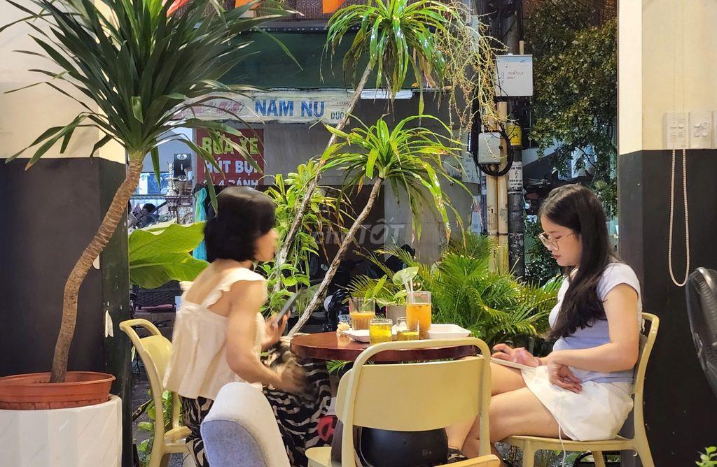 SANG LẠI MÔ HÌNH CHDV + CAFÉ ĐANG VẬN HÀNH TẠI Q.8