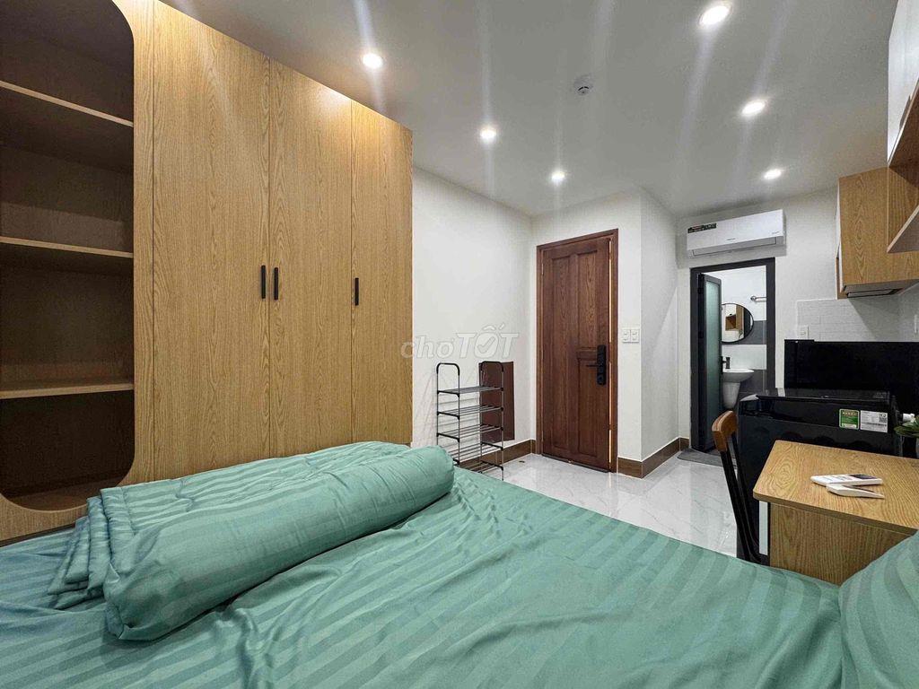 Phòng gần các trường đại học đầy đủ nội thất, toà nhà mới