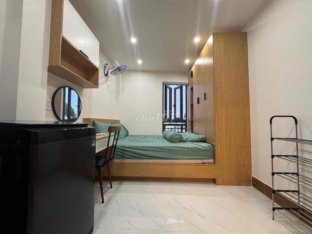 Phòng gần các trường đại học đầy đủ nội thất, toà nhà mới
