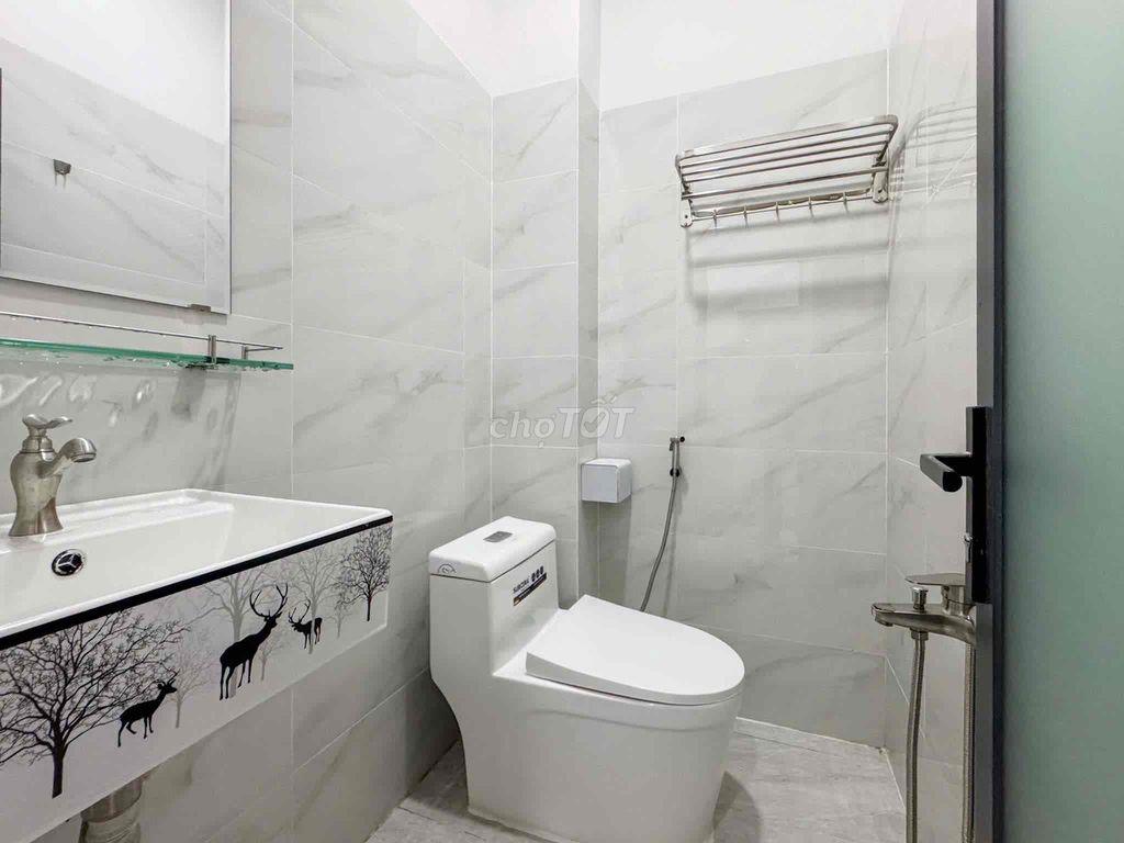 Phòng Trọ gần Văn Lang, Uef, Giao thông vận tải, ngoại thương