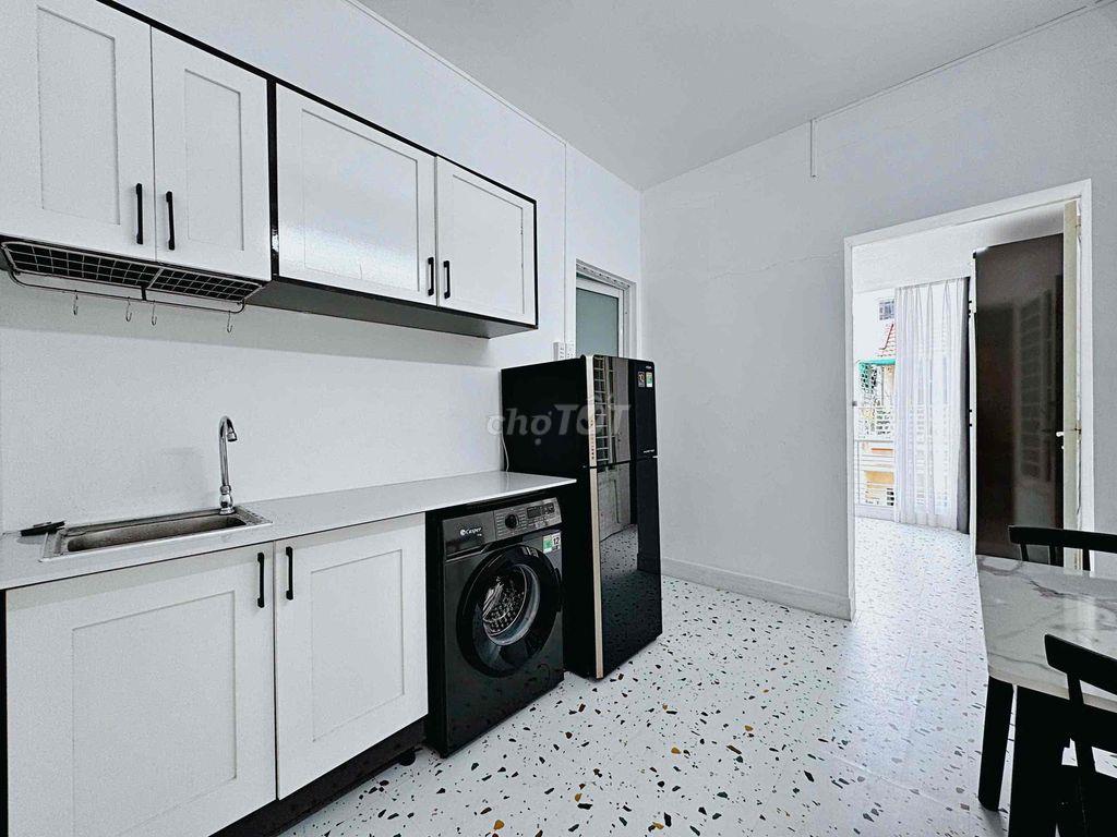 Phòng Trọ 2pn gần Văn Lang, Uef, Giao thông vận tải, ngoại thương