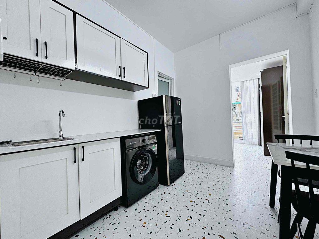 Phòng Trọ 2pn gần Văn Lang, Uef, Giao thông vận tải, ngoại thương