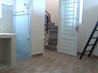 Phòng ĐẸP, SẠCH SẼ, AN NINH - có TOILET & BẾP riêng Q.Bình Thạnh