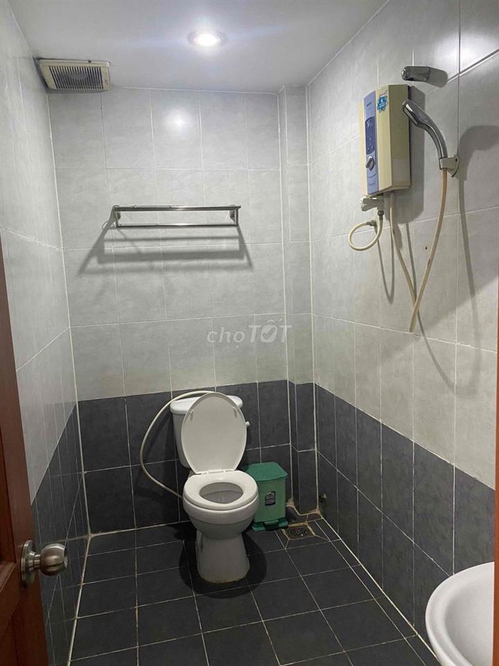 studio full nội thất ban công trung tâm phú nhuận