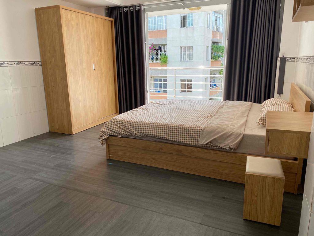 studio full nội thất ban công trung tâm phú nhuận