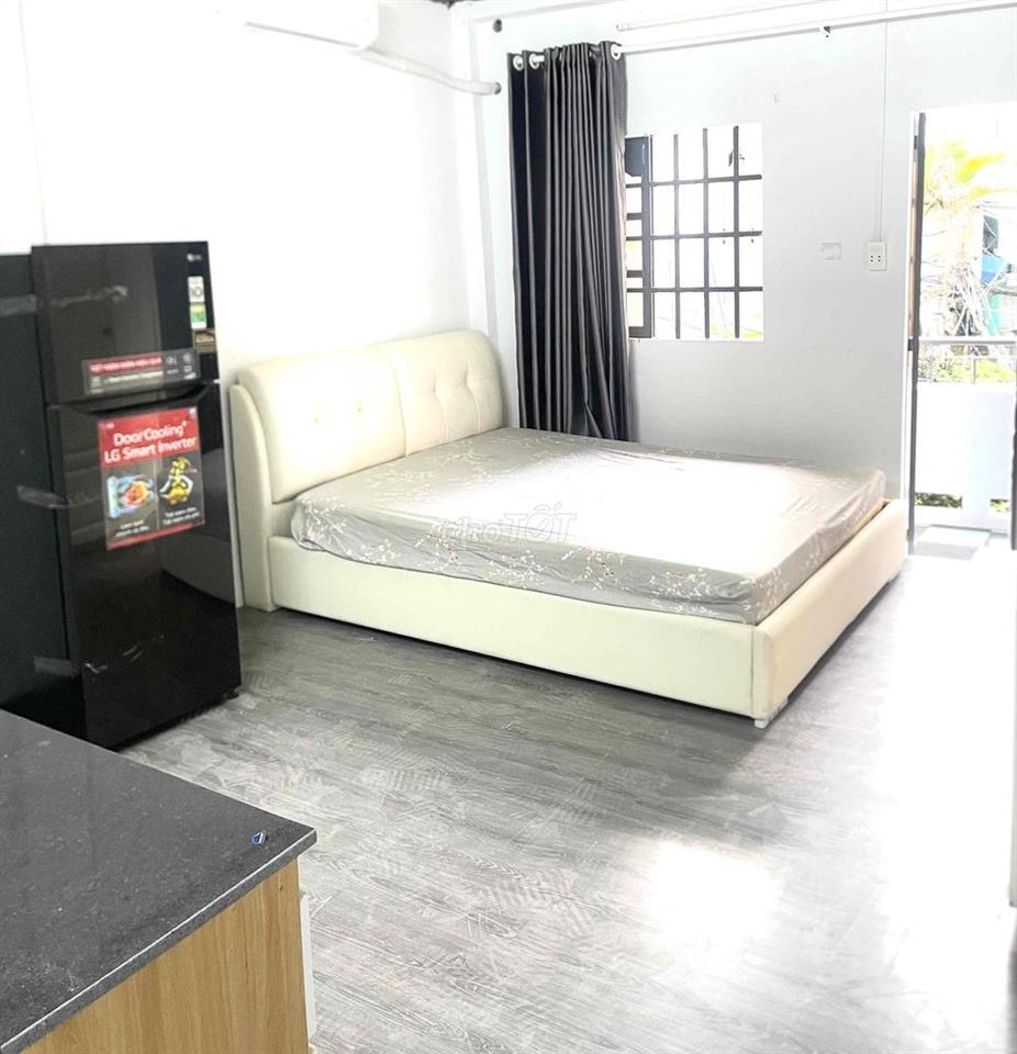 STUDIO FULL NỘI THẤT ĐẦU THÁNG 9 TRỐNG