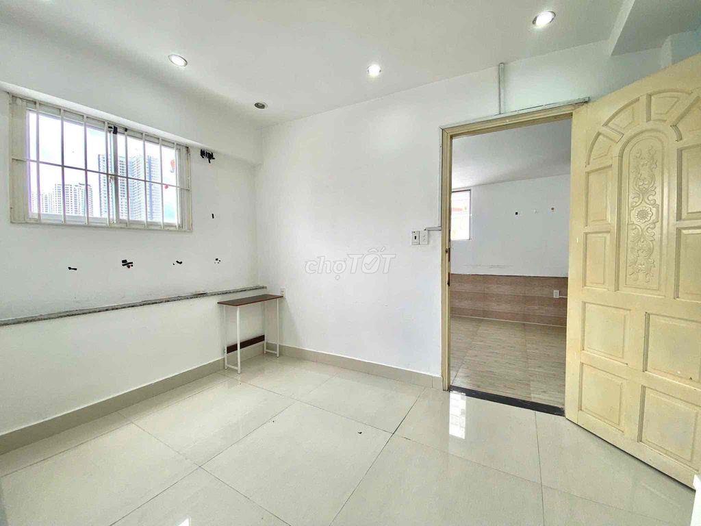 căn hộ 2 phòng ngủ full tiện nghi lê văn lương tân hưng