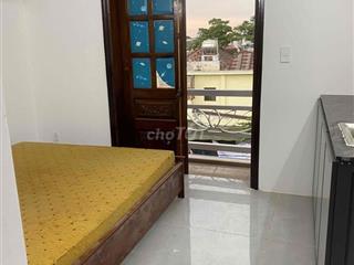 cho thuê căn hộ ban công gần cầu kinh thanh đa full nội thất phòng mới
