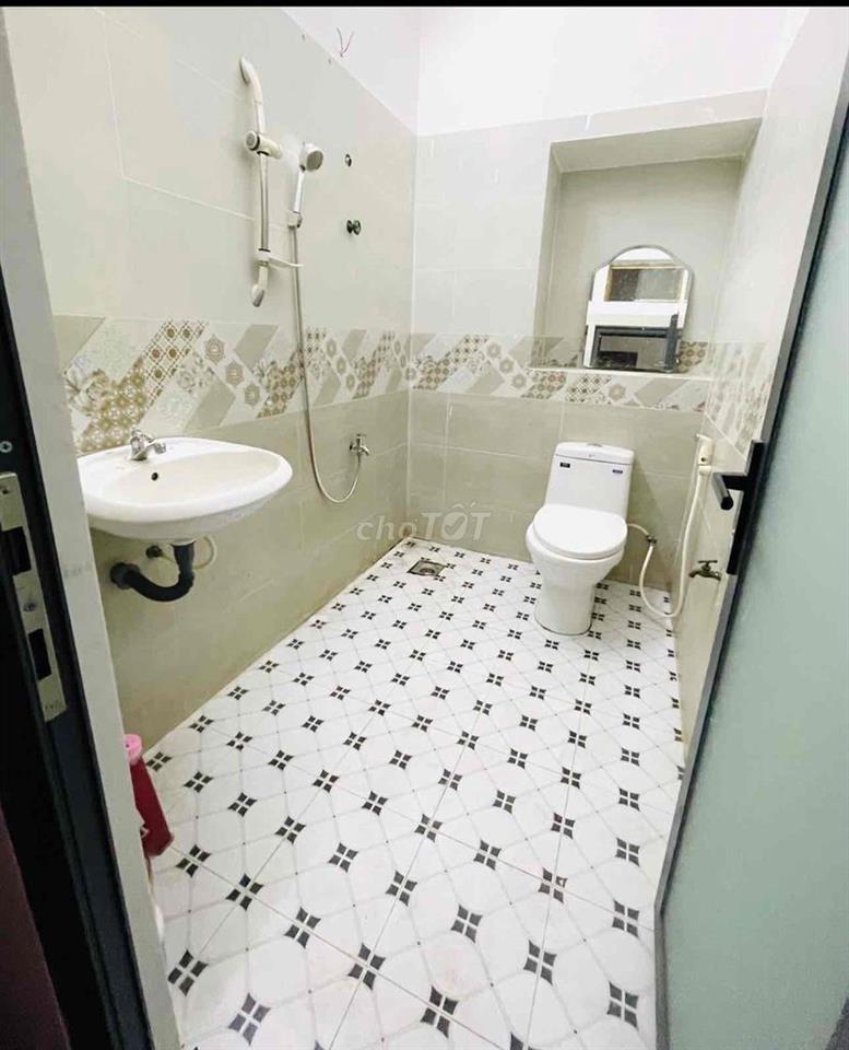 DORM DÀNH 1 NGƯỜI TÂN BÌNH - 1.800.000 - Bao các chi phí sinh hoạt