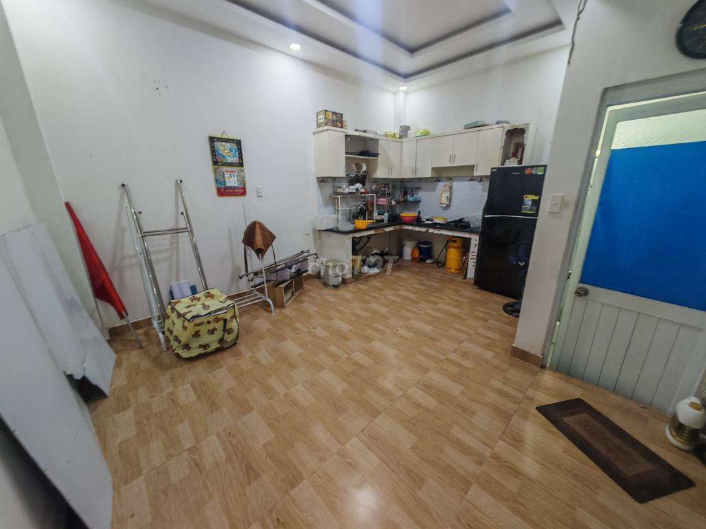 Cho thuê phòng và tầng trệt tiện kd onl