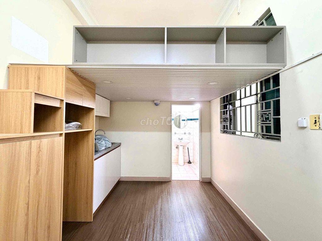 CĂN HỘ NGAY KHU SÂN BAY CÓ GÁC FULL NỘI THẤT - MÁY GIẶT RIÊNG