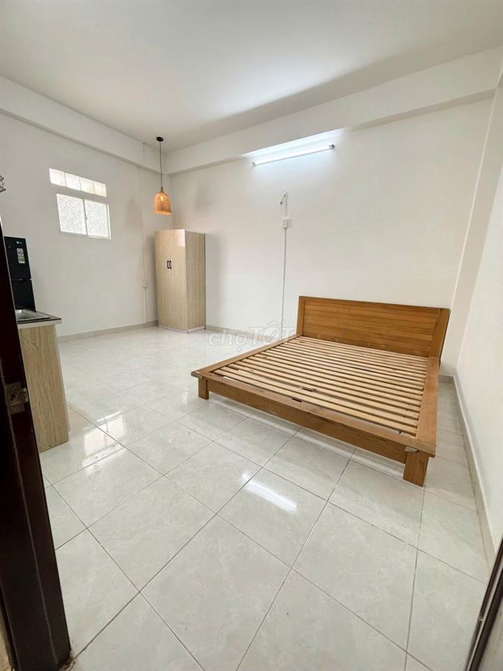 STUDIO ĐẦY ĐỦ NỘI THẤT SÁT ĐẠI HỌC VĂN HIẾN CHỈ 900m ĐẾN TRƯỜNG