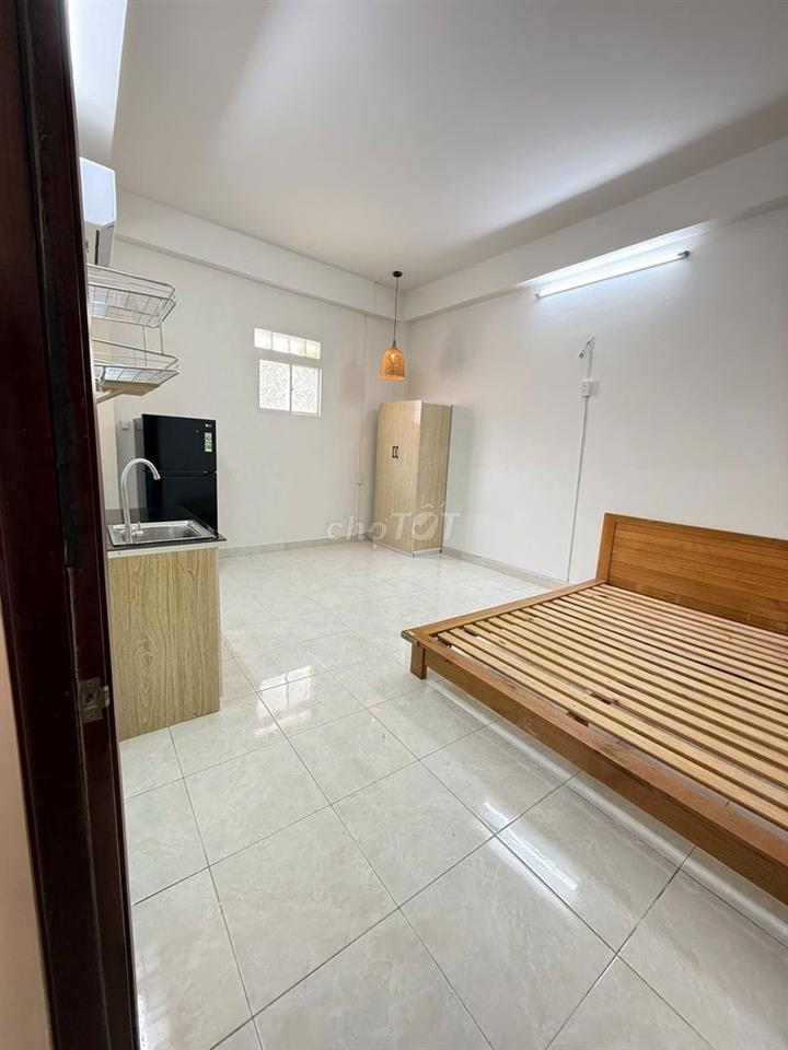 STUDIO ĐẦY ĐỦ NỘI THẤT SÁT ĐẠI HỌC VĂN HIẾN CHỈ 900m ĐẾN TRƯỜNG