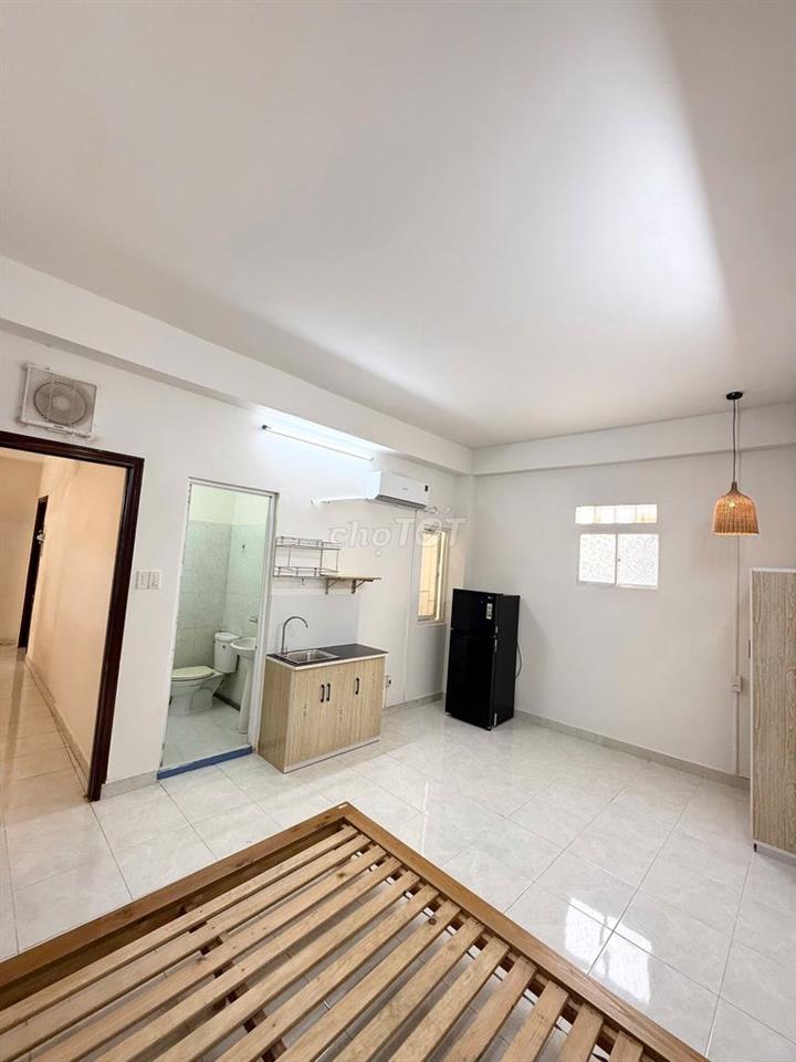 STUDIO ĐẦY ĐỦ NỘI THẤT SÁT ĐẠI HỌC VĂN HIẾN CHỈ 900m ĐẾN TRƯỜNG