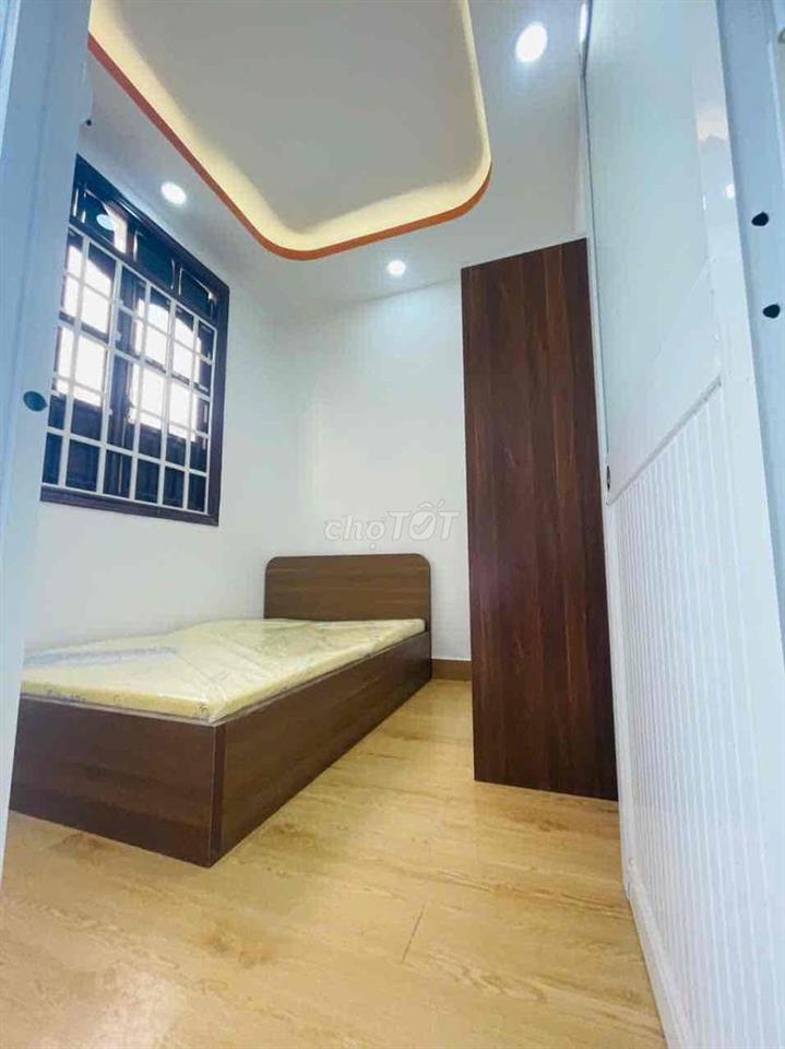 cần pass lại phòng