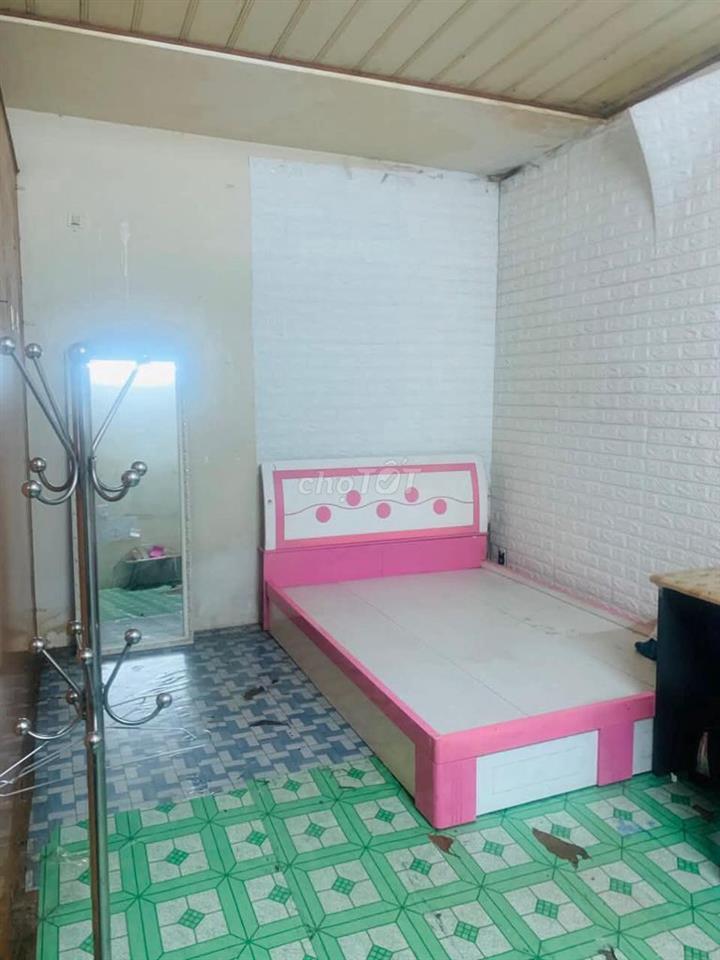 PHÒNG TRỌ SINH VIÊN GIÁ RẺ - HÀNG XANH - HUTECH - NGOẠI THƯƠNG