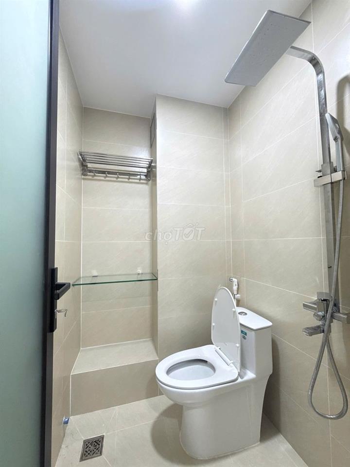 Chính Chủ cho thuê STudio Cửa Sổ thoáng mát ở đường Nguyễn Gia Trí