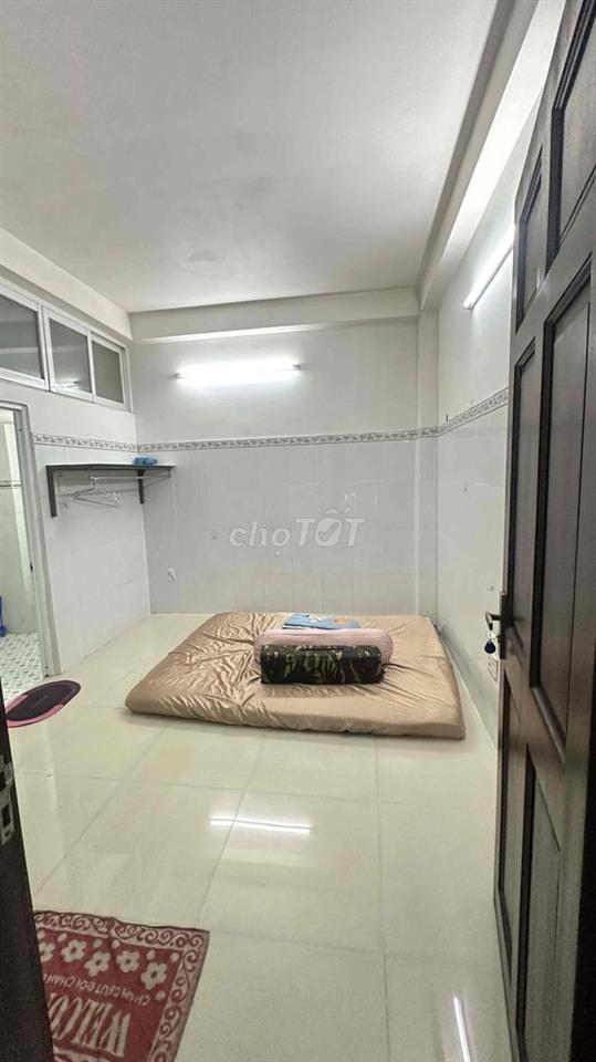Cho thuê phòng trọ Bình Thạnh, gần Hutech