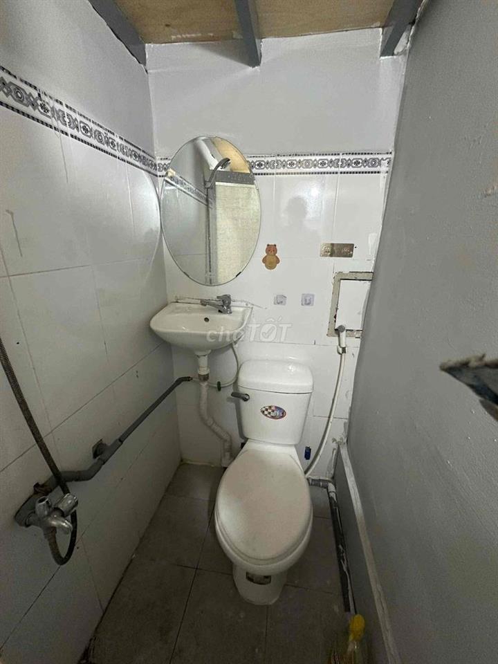 🔥 PHÒNG 4-5TR CÓ BAN CÔNG – ĐI BỘ UTH HUTECH, FTU2 | 6 NGUYỄN VĂN THƯƠ