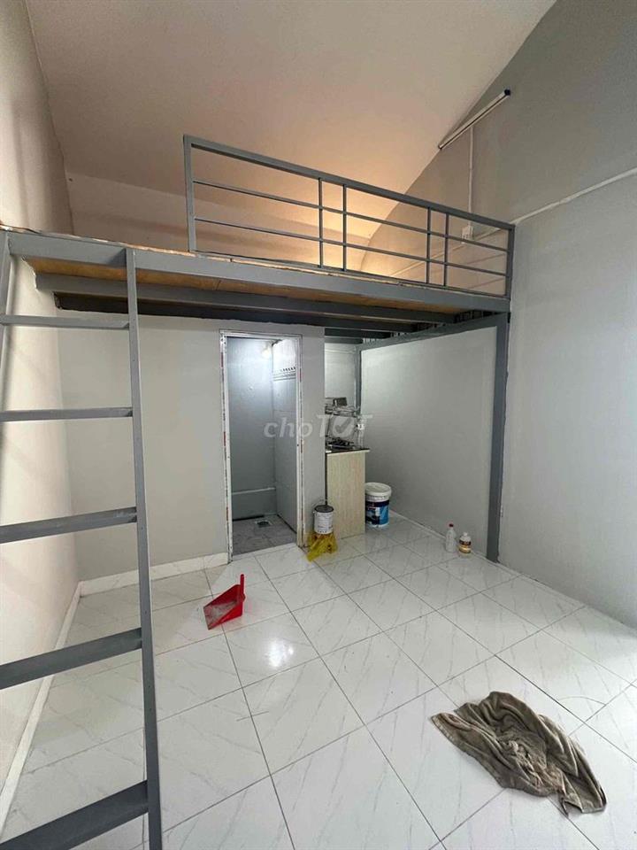 🔥 PHÒNG 4-5TR CÓ BAN CÔNG – ĐI BỘ UTH HUTECH, FTU2 | 6 NGUYỄN VĂN THƯƠ