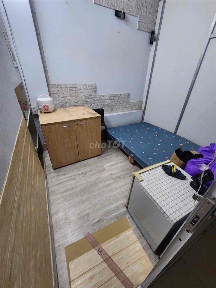 phòng bình thạnh ngã tư hàng xanh