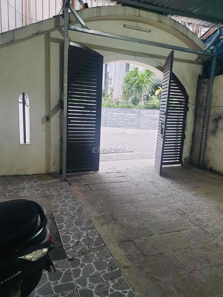 Mặt bằng giá rẻ cần cho thuê