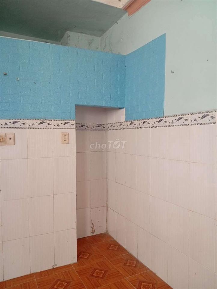 PHÒNG TRỐNG VÔ Ở LIỀN. Liên hệ: