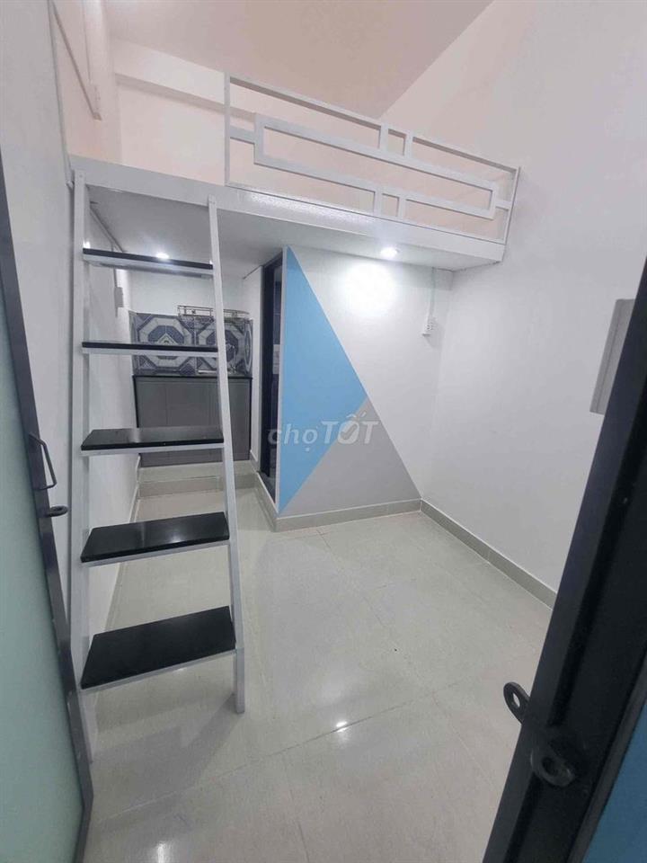 GÁC CAO 2M - SẴN MÁY LẠNH NGAY ĐINH BỘ LĨNH