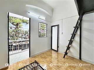 DUPLEX BAN CÔNG - GÁC CAO NGAY CHỢ BÀ CHIỂU